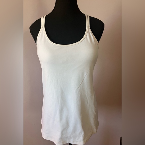 NWOT Running Girl Yoga Tank Top with Built In Shelf Bra Size B/C - Picture 5 of 8